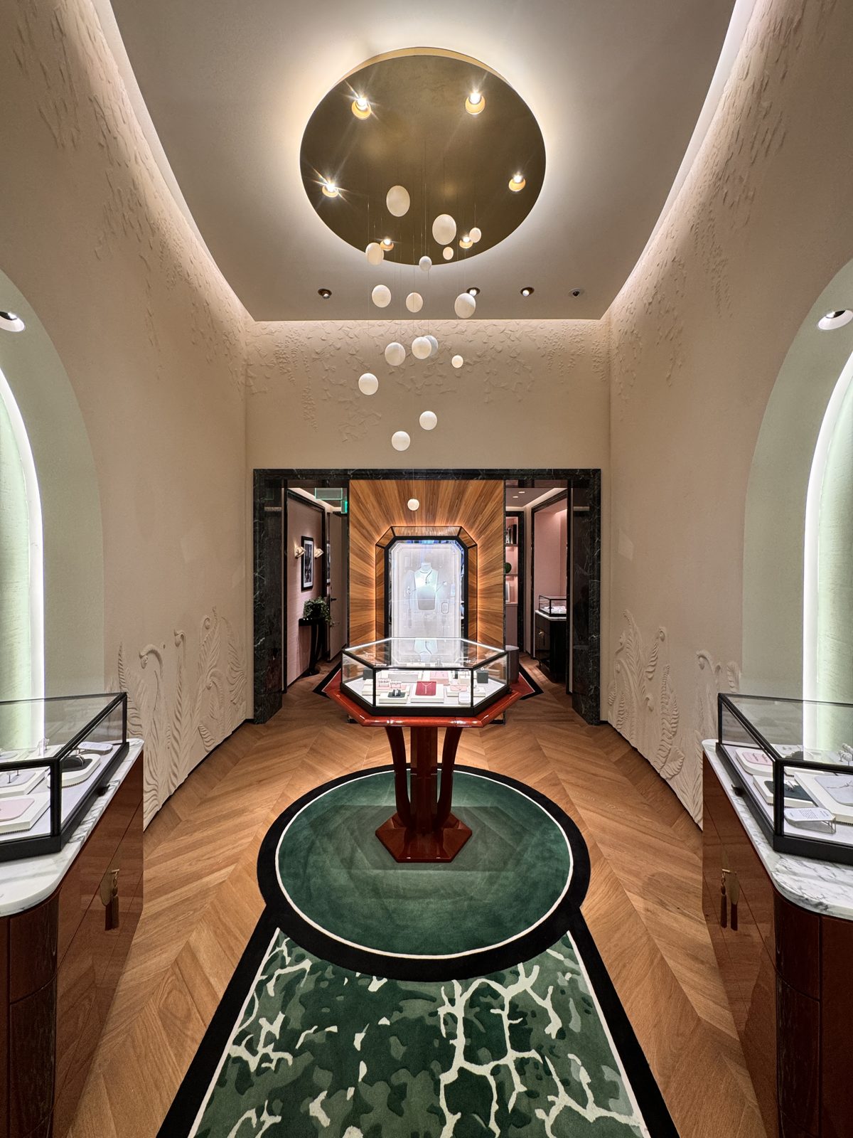 Boucheron